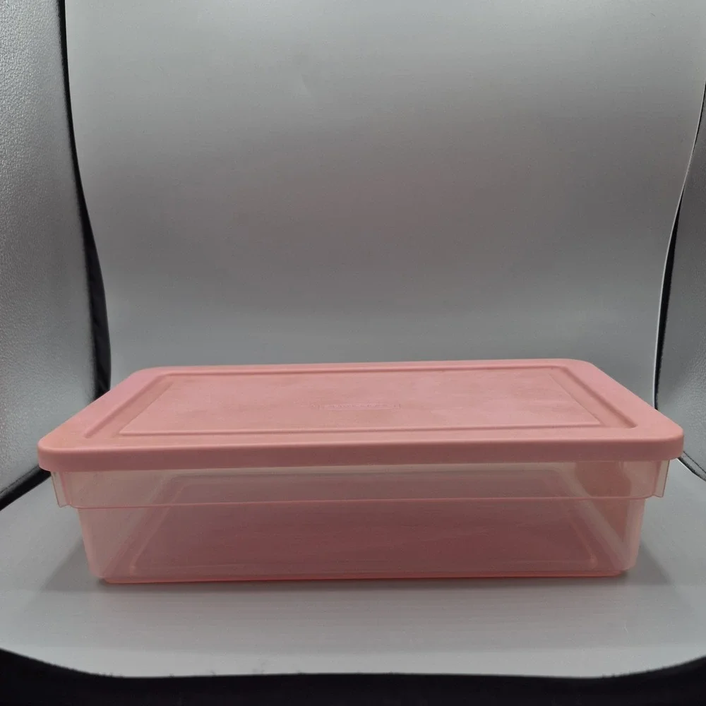 Vintage Rubbermaid 0286 Storage Box ALL Pink Clear Container Plastic Snap Shut‎